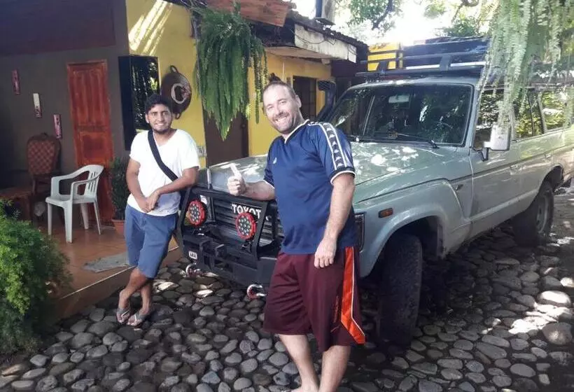 هتل Caleta