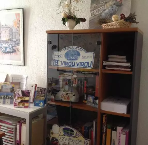 ホテル Hôtel Central