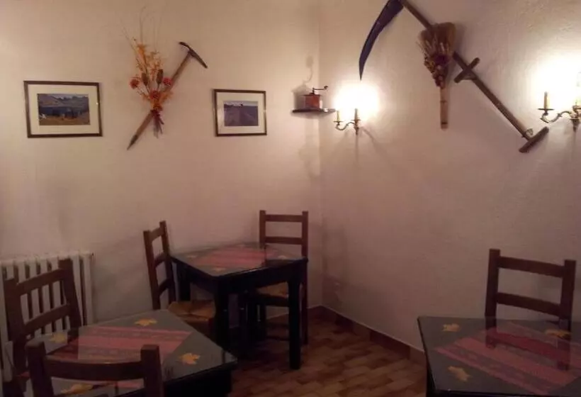 ホテル Hôtel Central