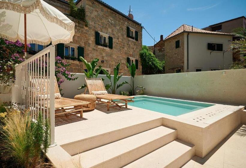 فندق Ibella Luxury Rooms