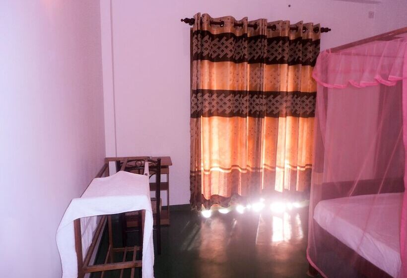 בית מלון כפרי Talalla Sea Anemone