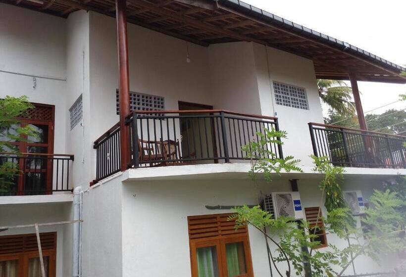 בית מלון כפרי Talalla Sea Anemone