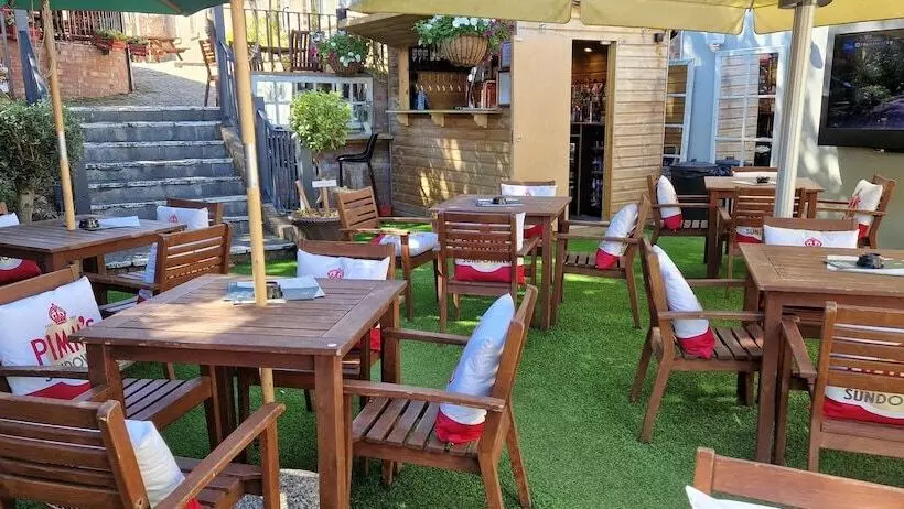 Hotelli The Crosskeys