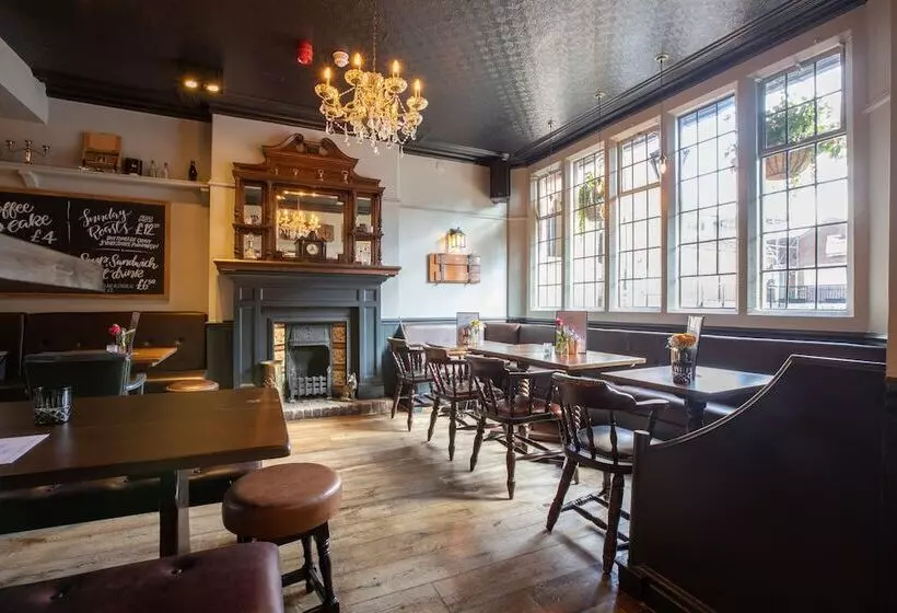 Hotelli The Crosskeys