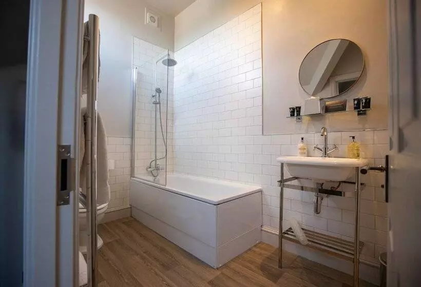 Hotelli The Crosskeys