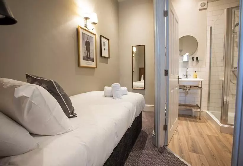 Hotelli The Crosskeys