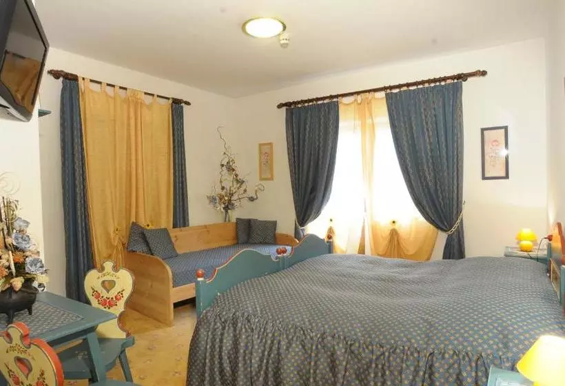 ホテル Villa Eden