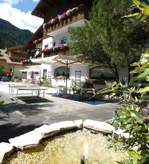 ホテル Villa Eden