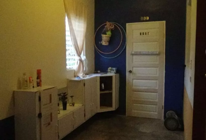 پانسیون Hacienda Tropical Guest House