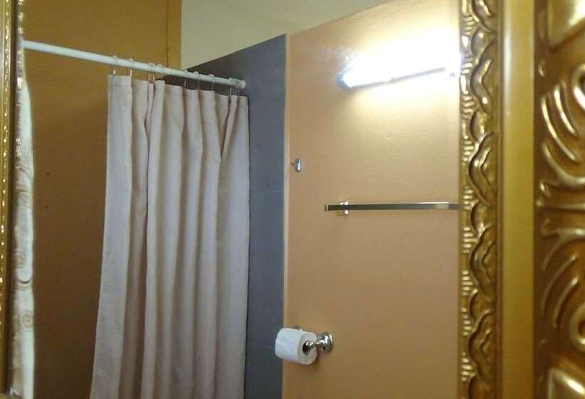 ペンション Hacienda Tropical Guest House