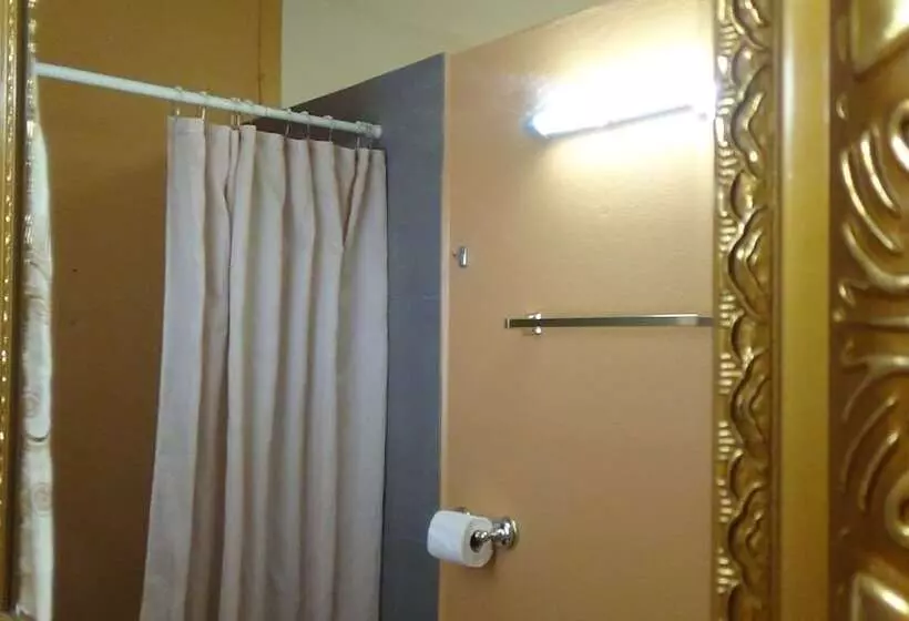 پانسیون Hacienda Tropical Guest House