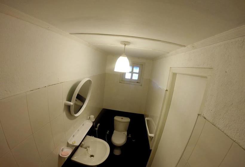 Southern Beach Castle Hotel & Restaurant