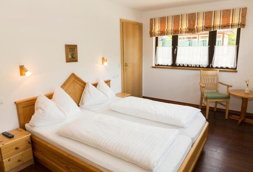 בית מלון כפרי Haus Hubertus