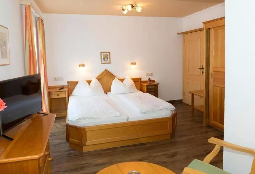 ホテル Haus Hubertus