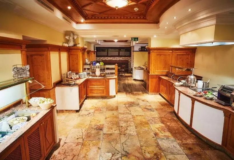 ホテル Haus Hubertus