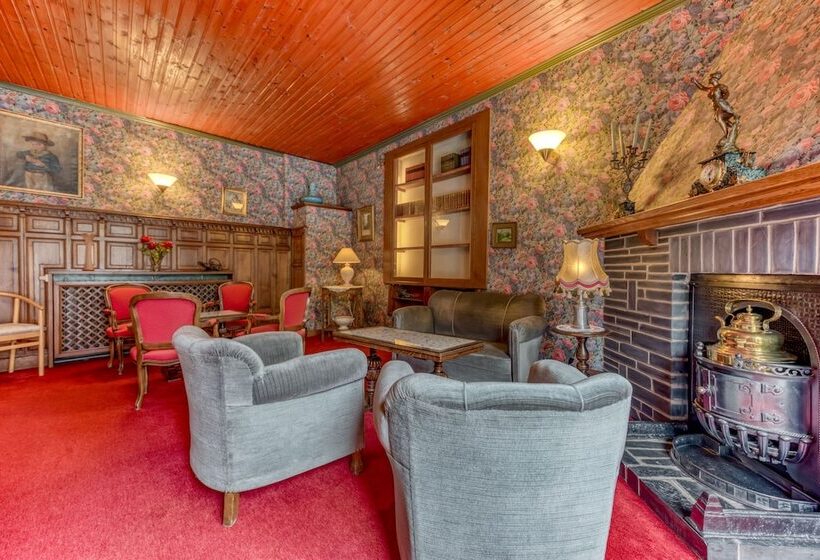 هتل Hôtel Le Cor De Chasse