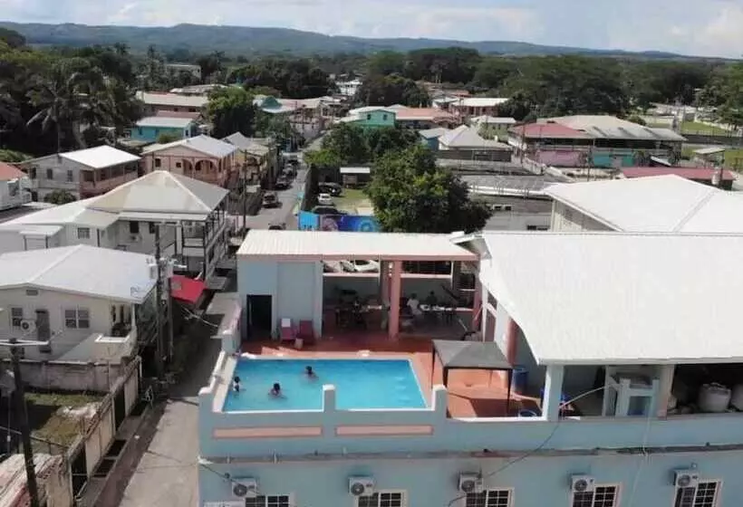 Hotelli Maya Bella Downtown