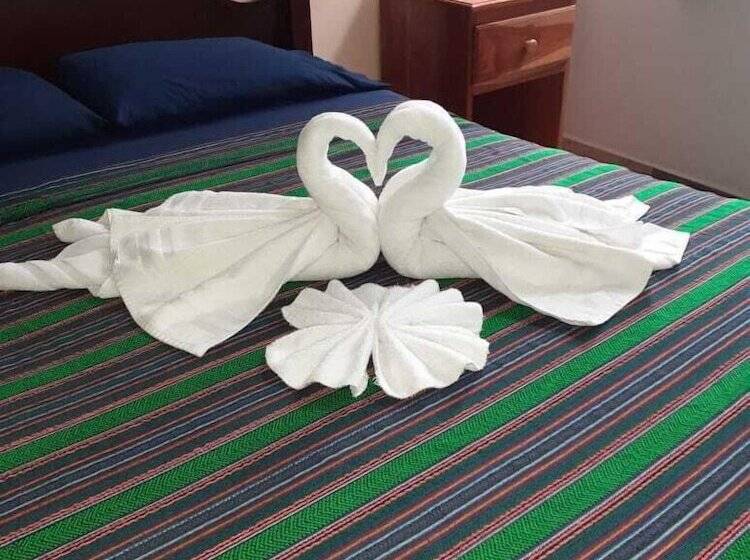 Отель Maya Bella Downtown