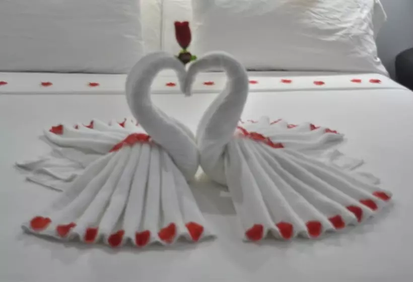 Hotelli Maya Bella Downtown