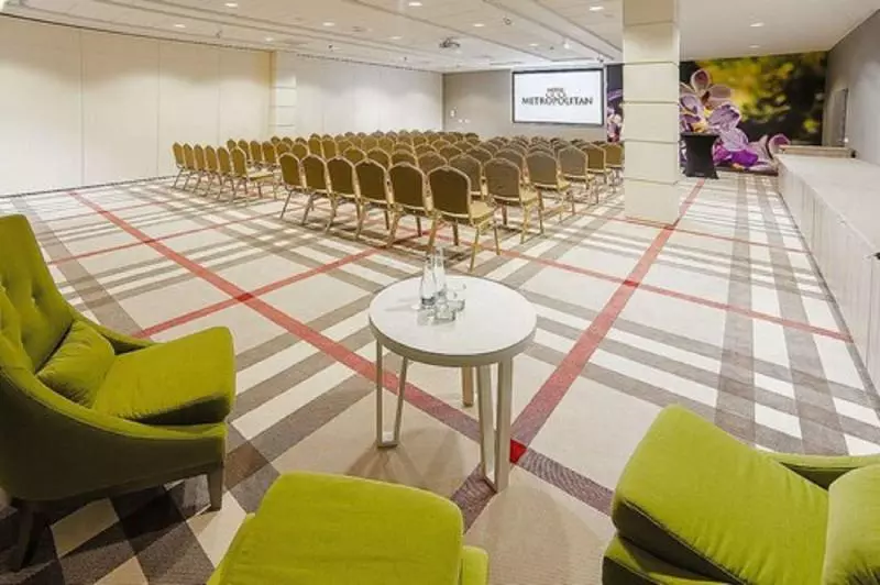 ホテル Metropolitan