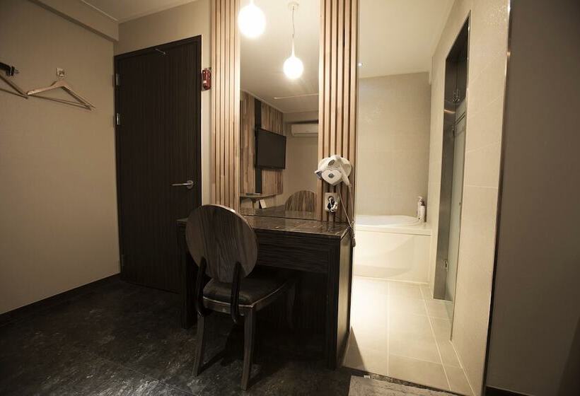 Отель Bundang Regency