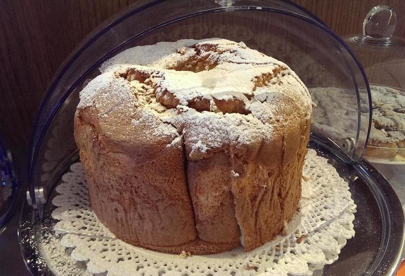 Отель Relais Assunta Madre