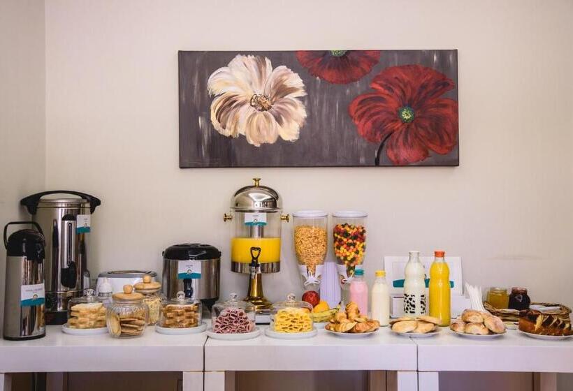 ホテル San Rafael Group