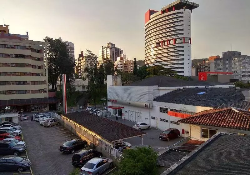 Soratur Hotel & Coworking