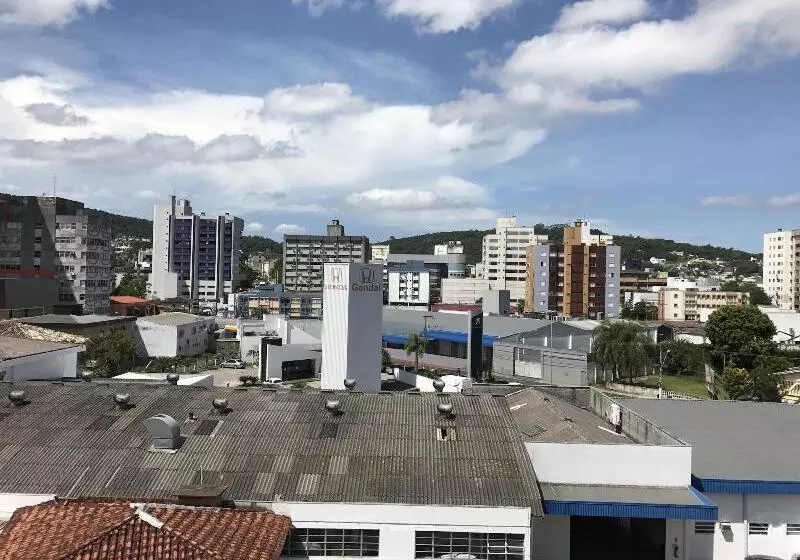 Soratur Hotel & Coworking