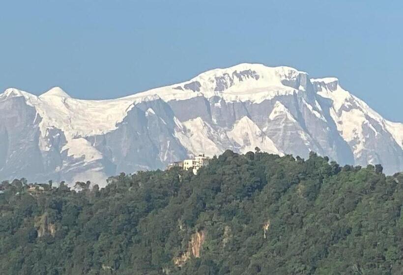 Le Glamour Luxury Resort & Wellness Spa Pvt Ltd