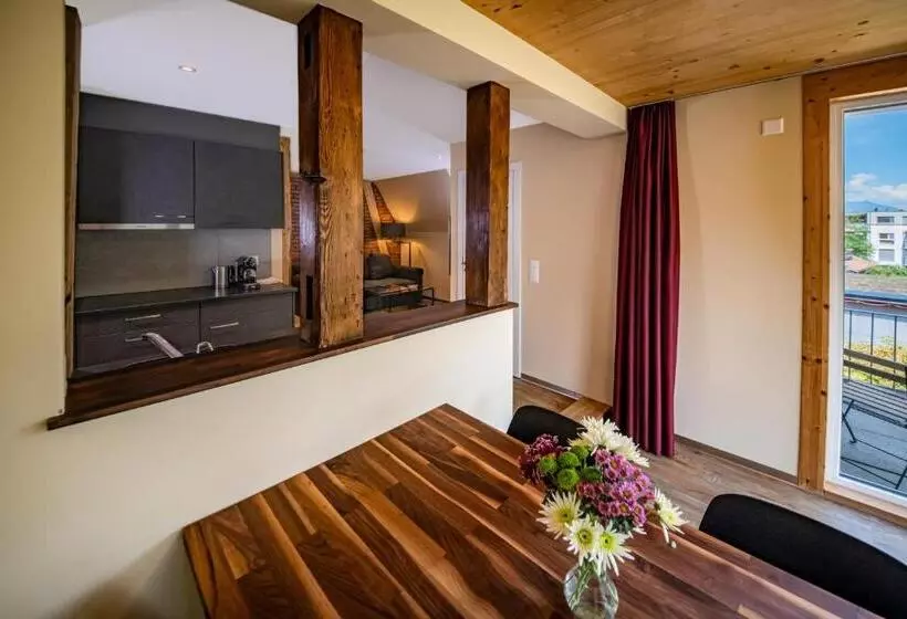 Swiss Inn & Apartments