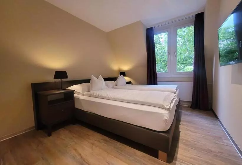 Swiss Inn & Apartments