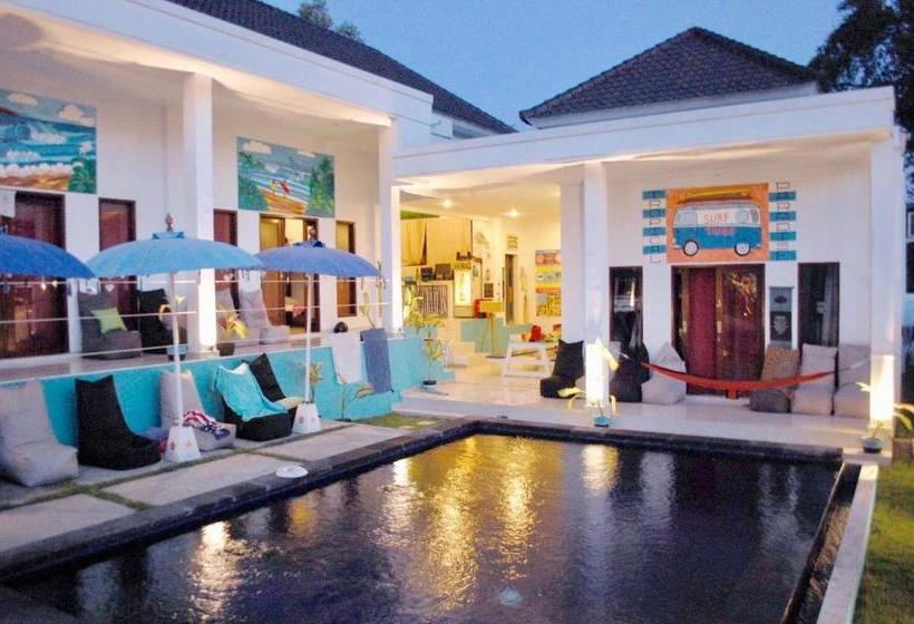 호스텔 Point Break Canggu