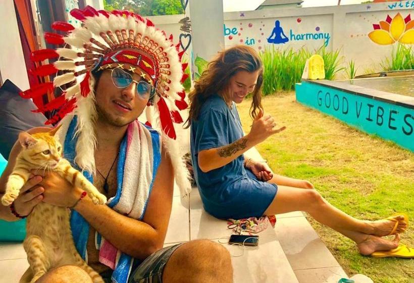 호스텔 Point Break Canggu