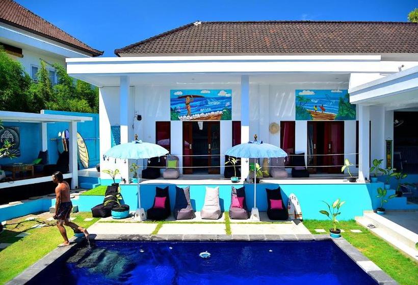 호스텔 Point Break Canggu