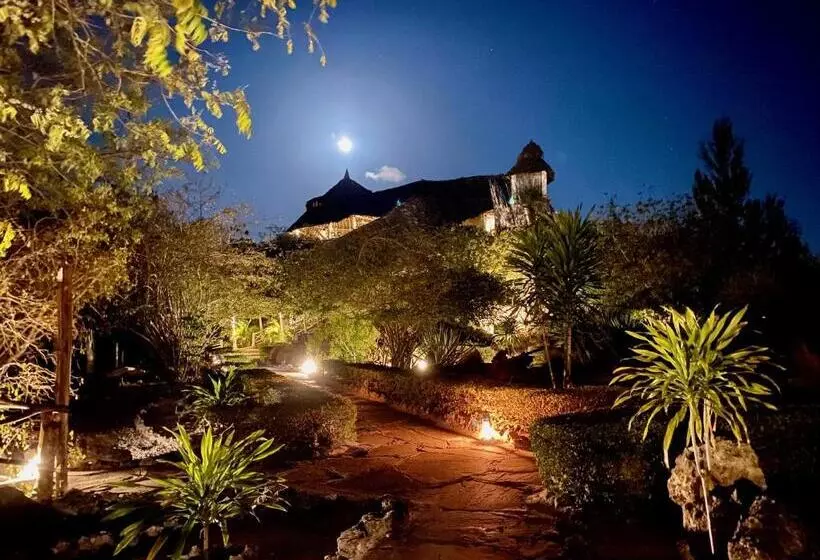 تختخواب و صبحانه Rock And Sea Resort