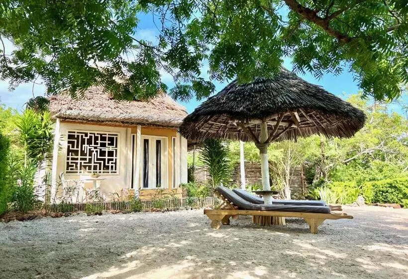 تختخواب و صبحانه Rock And Sea Resort