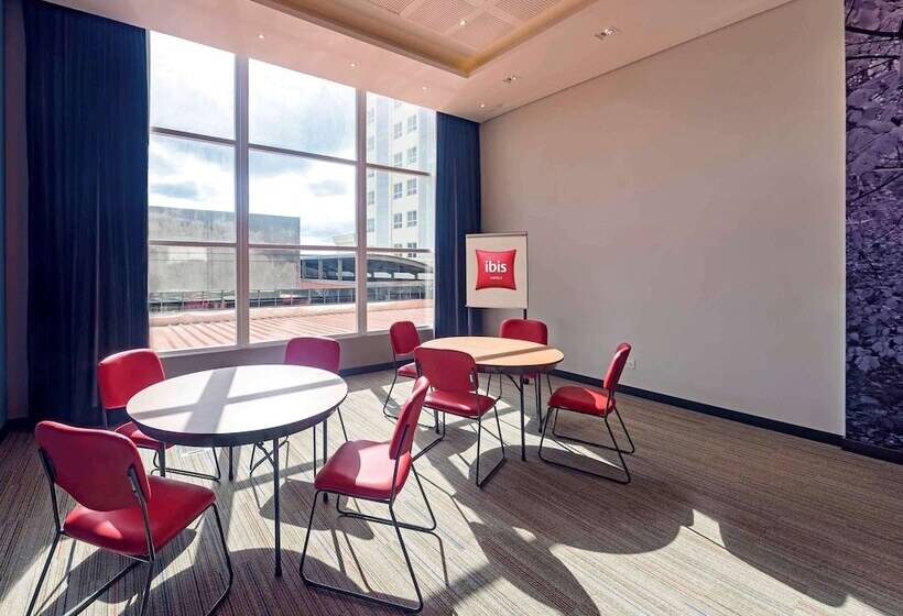 فندق Ibis Jacarei