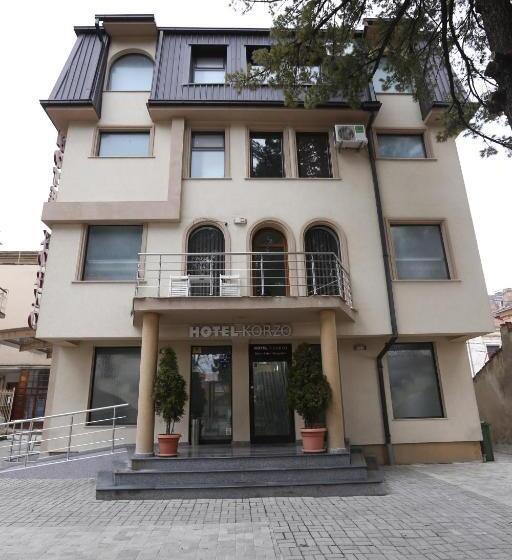 هتل Korzo