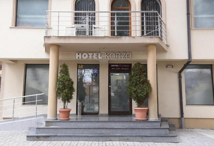 هتل Korzo