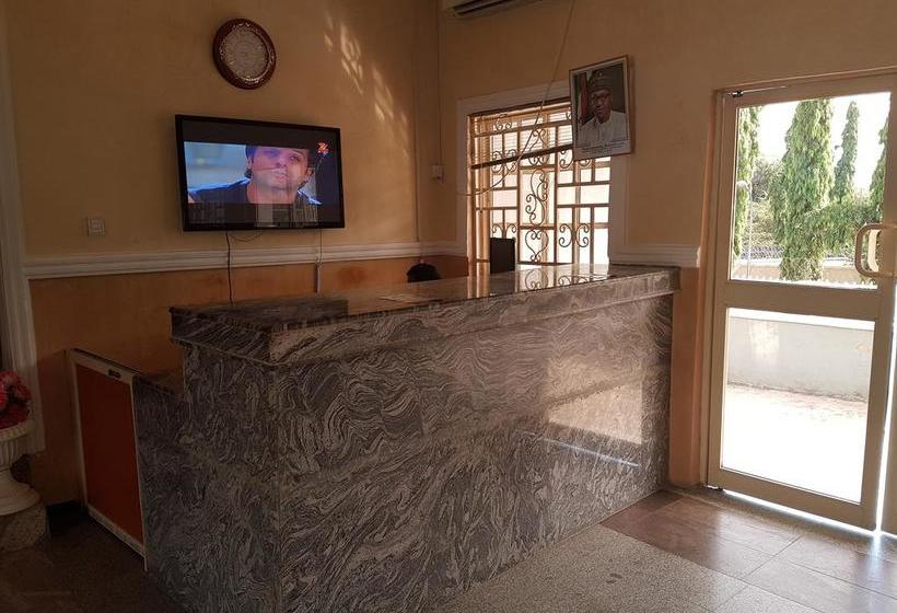 هتل New Gate Lodge & Hospitality Ltd