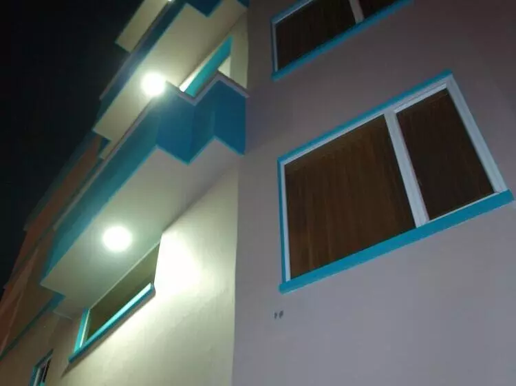 ホテル Rey Salomón