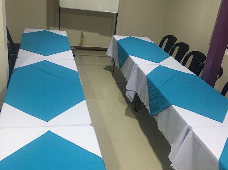 בית מלון כפרי Rey Salomón