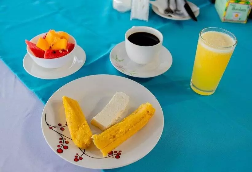 ホテル Rey Salomón