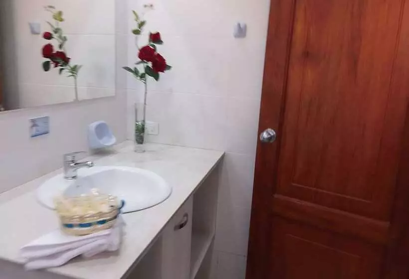 ホテル Rey Salomón