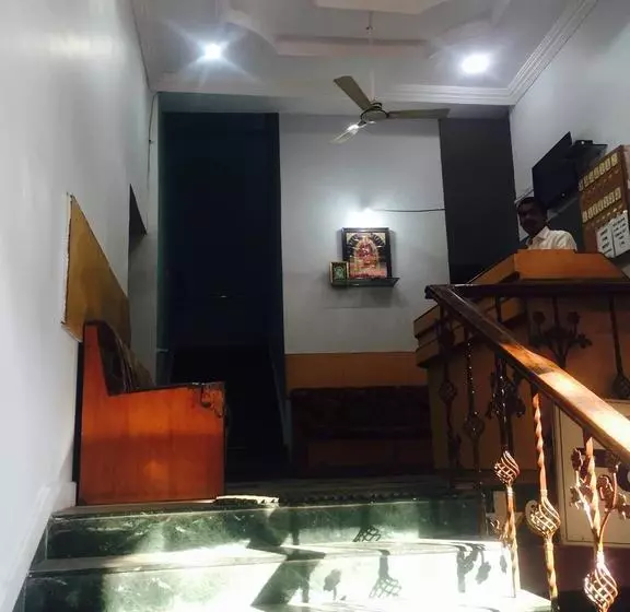 هتل Sai Ratna
