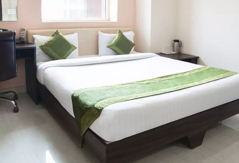 ホテル Treebo Atithi Inn