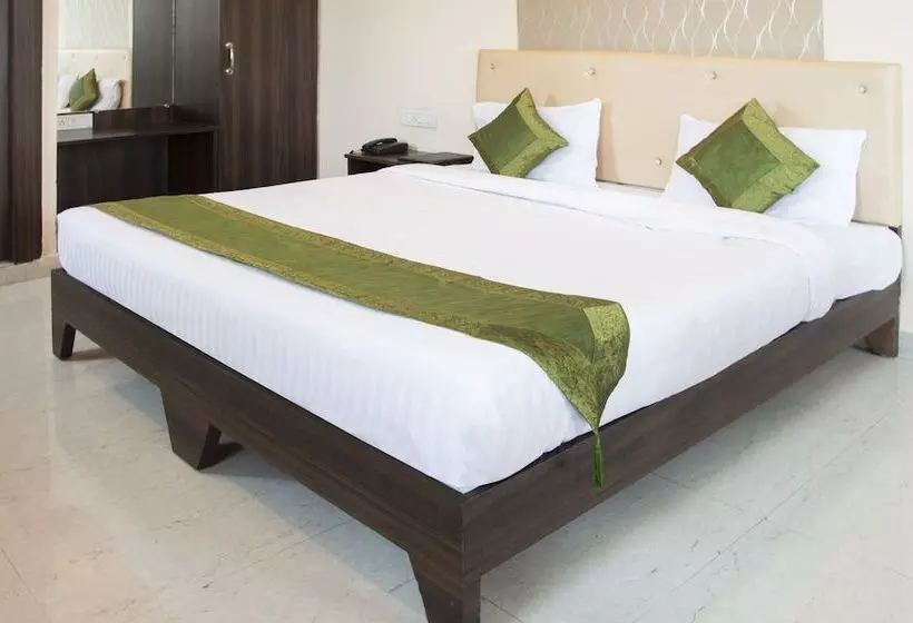 ホテル Treebo Atithi Inn