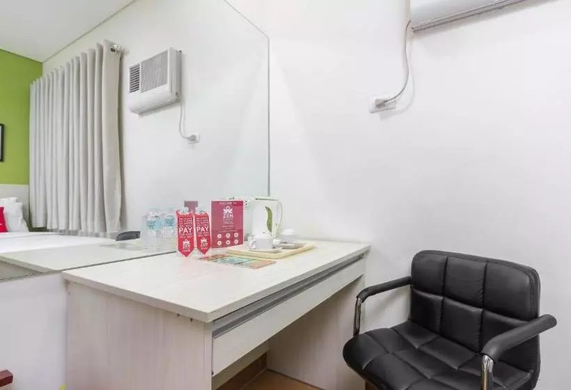 ホテル Zen Rooms Hamersons Cebu