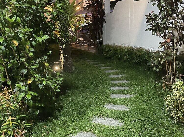 Lotus Bleu Resort & Restaurant